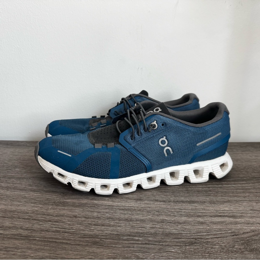 On Running Cloud 5 Stellar Eclipse Men's Size 7 W… - image 4